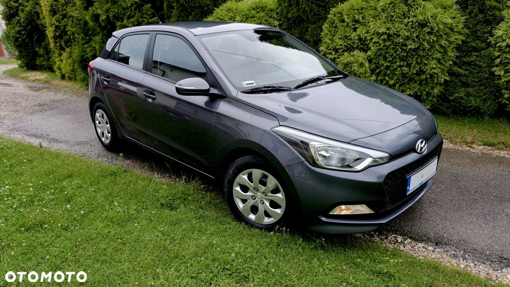 Hyundai i20 1.4 Classic + - 8