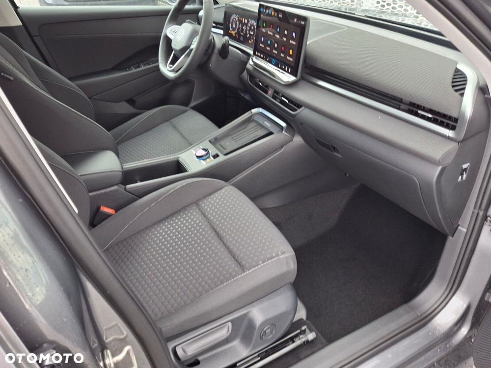 Volkswagen T-Roc 1.5 eTSI Life DSG - 19