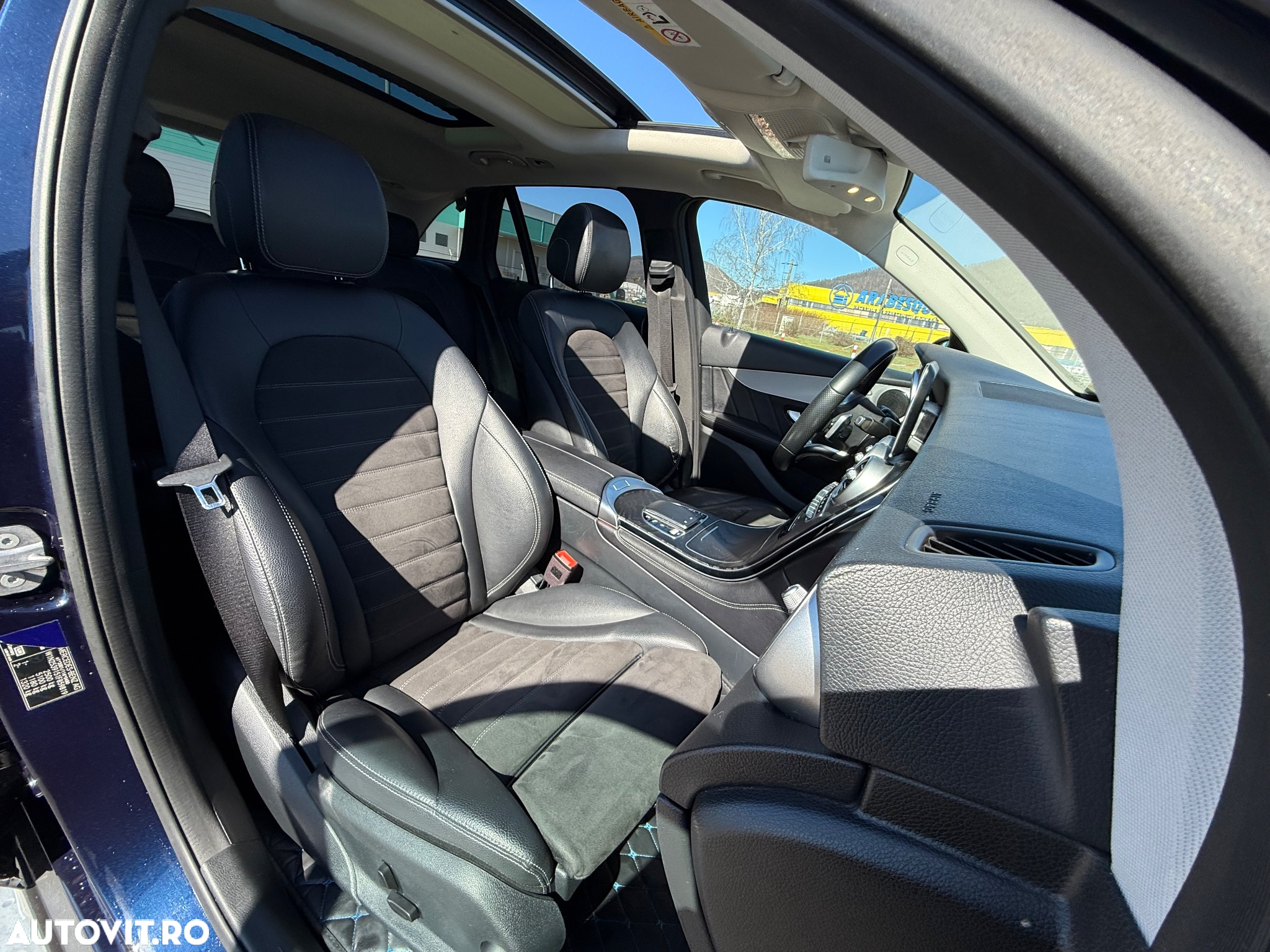 Mercedes-Benz GLC 220 d 4Matic 9G-TRONIC AMG Line Plus - 19