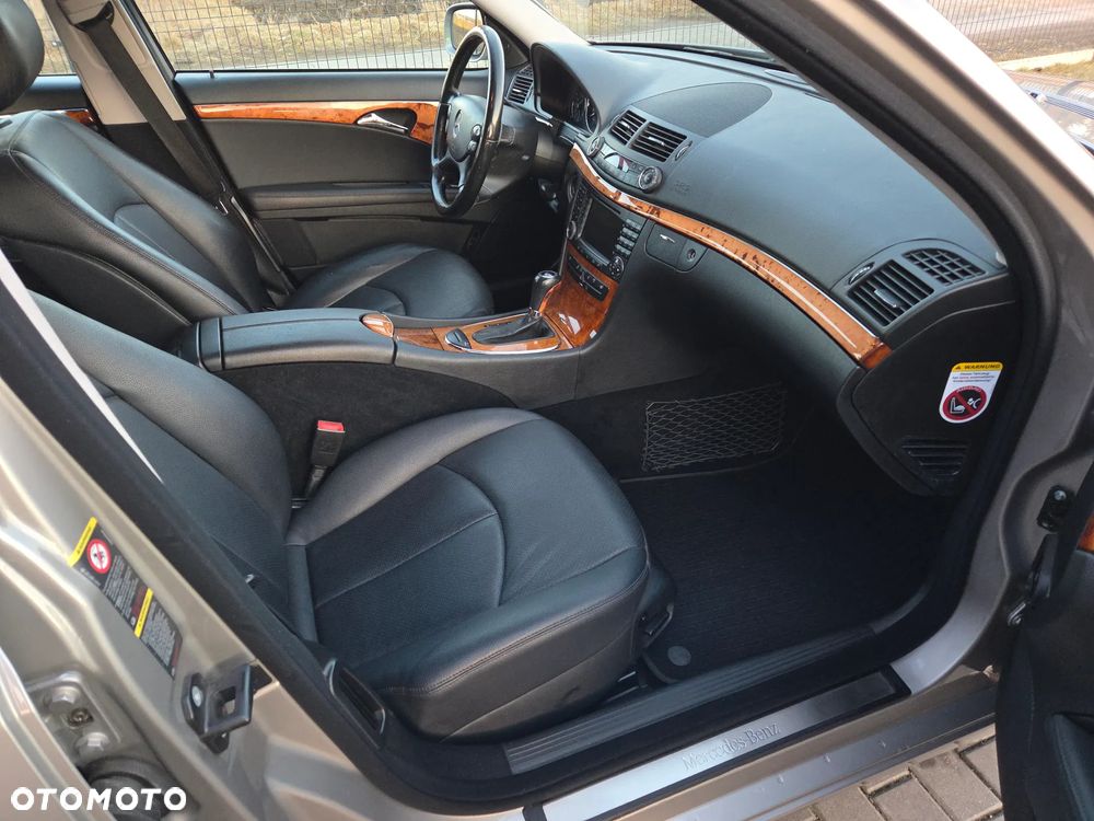 Mercedes-Benz Klasa E - 8