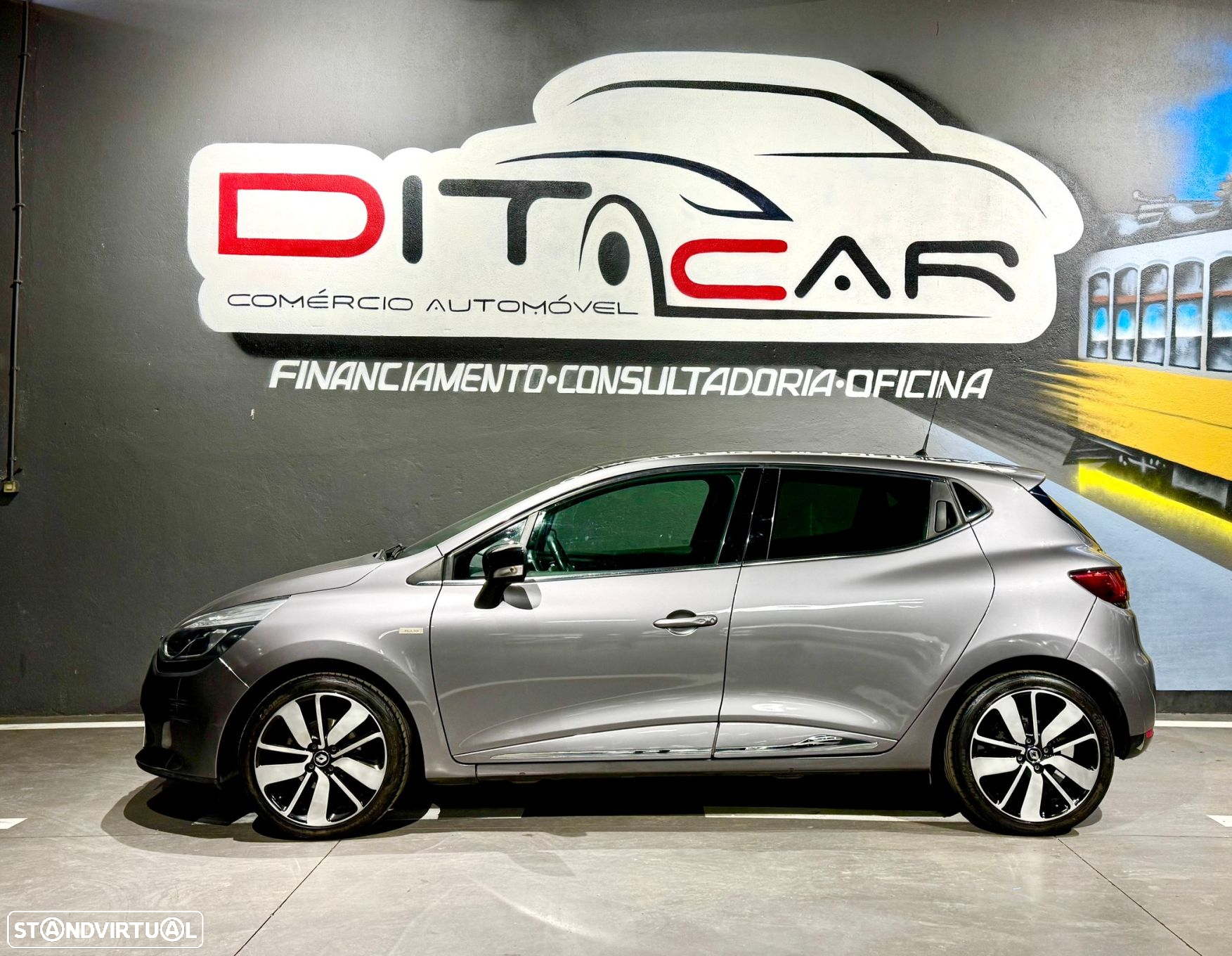 Renault Clio 1.5 dCi Dynamique S - 10