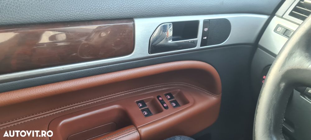 Volkswagen Touareg - 9