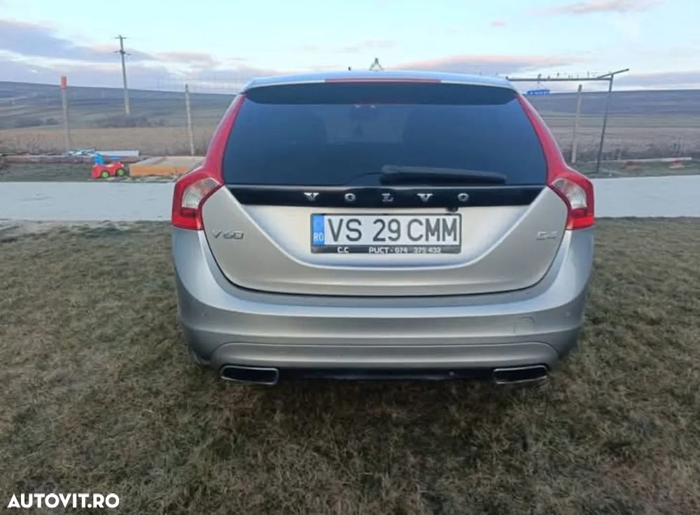 Volvo V60 D4 VEA Start-Stop Summum - 3