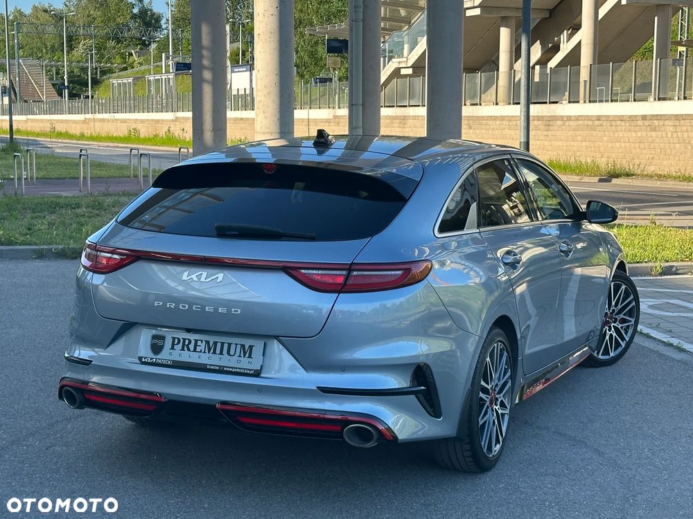 Kia ProCeed - 13