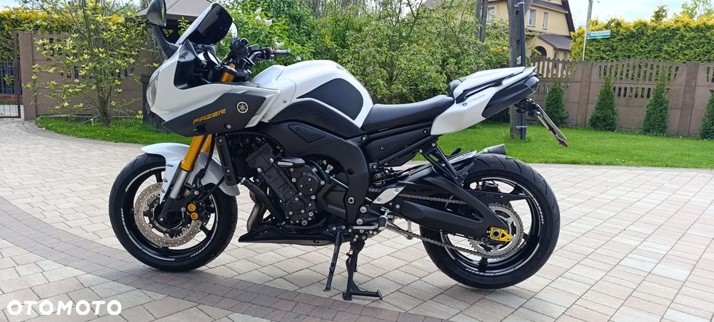 Yamaha FZ8 - 2