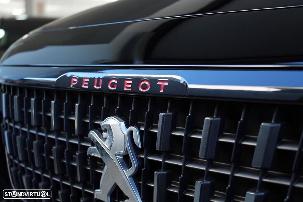 Peugeot 2008 1.6 BlueHDi GT Line - 12