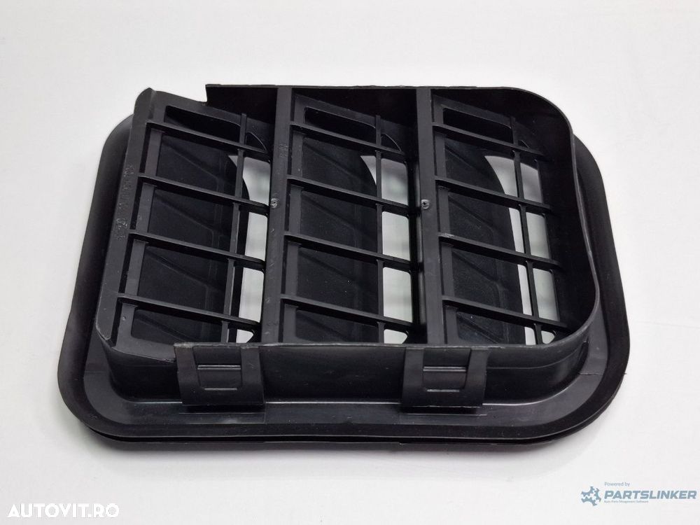 Grila aerisire habitaclu SKODA SUPERB II Estate 3T5 2009 - 2015 TDI CBBB, CFGB 3T0819465 - 3