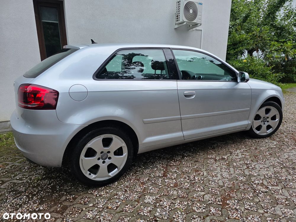 Audi A3 3-drzwiowe 1.6 TDI DPF Ambition - 35