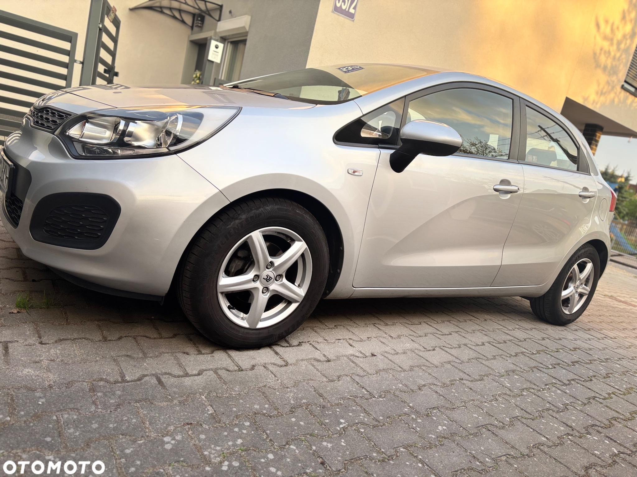 Kia Rio 1.2 M (klm) - 10