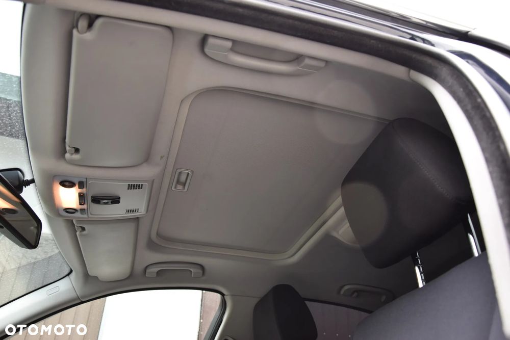 BMW Seria 3 325i - 34