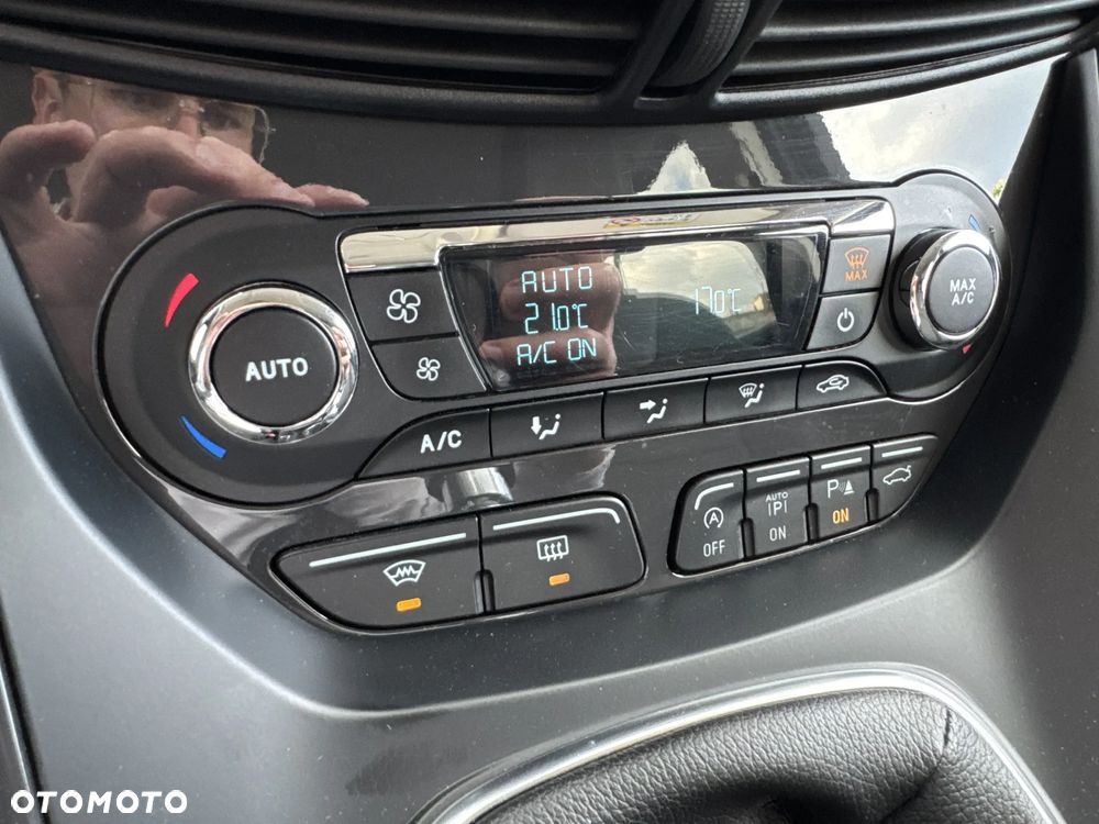 Ford Kuga 1.5 EcoBoost FWD Titanium ASS - 20