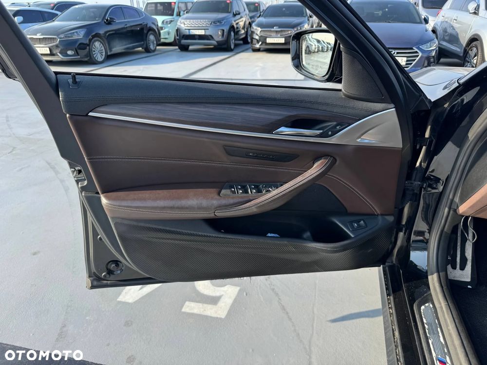 BMW Seria 5 530i M Sport sport - 18
