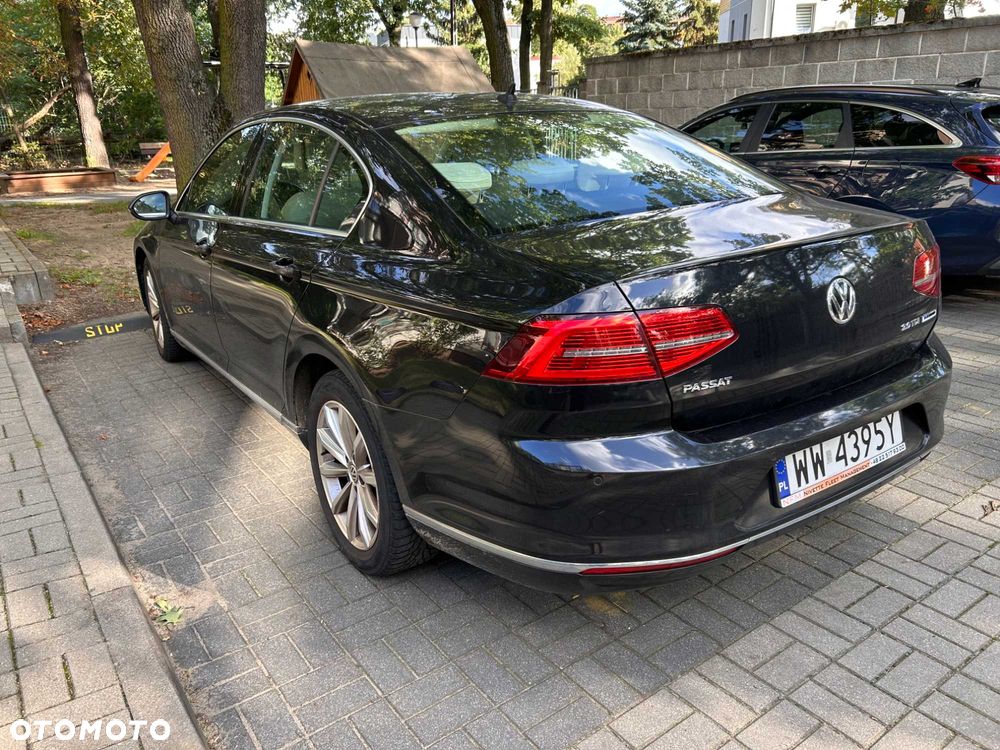 Volkswagen Passat - 5