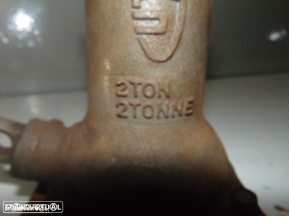 nissan macaco hidraulico - 3