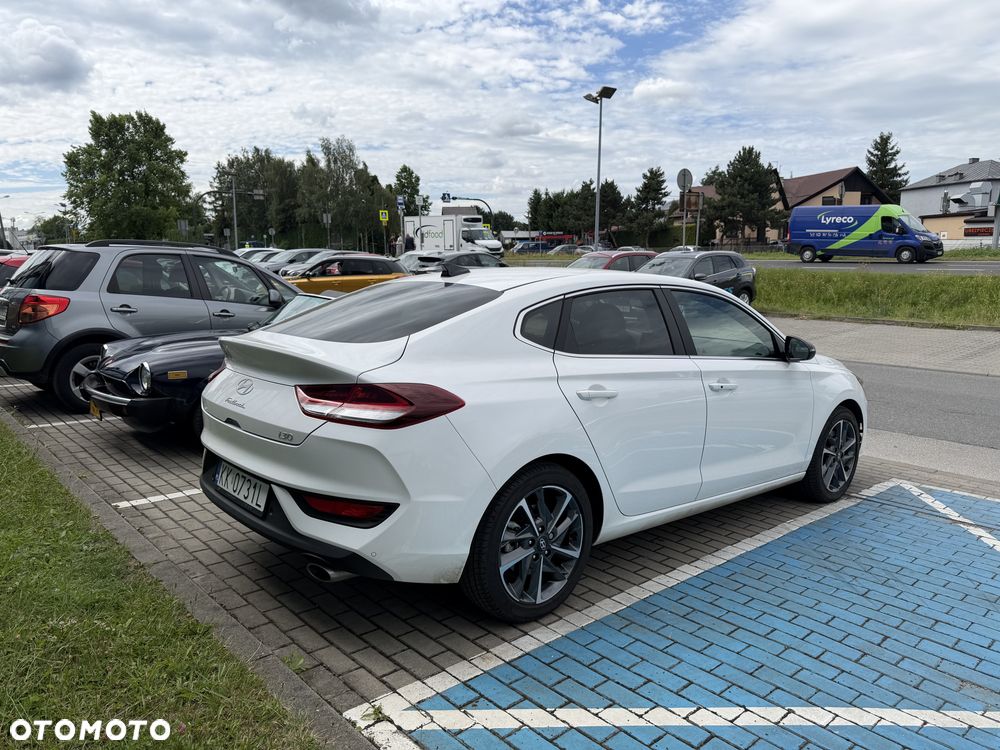 Hyundai i30 1.5 T-GDI 48V Smart - 4