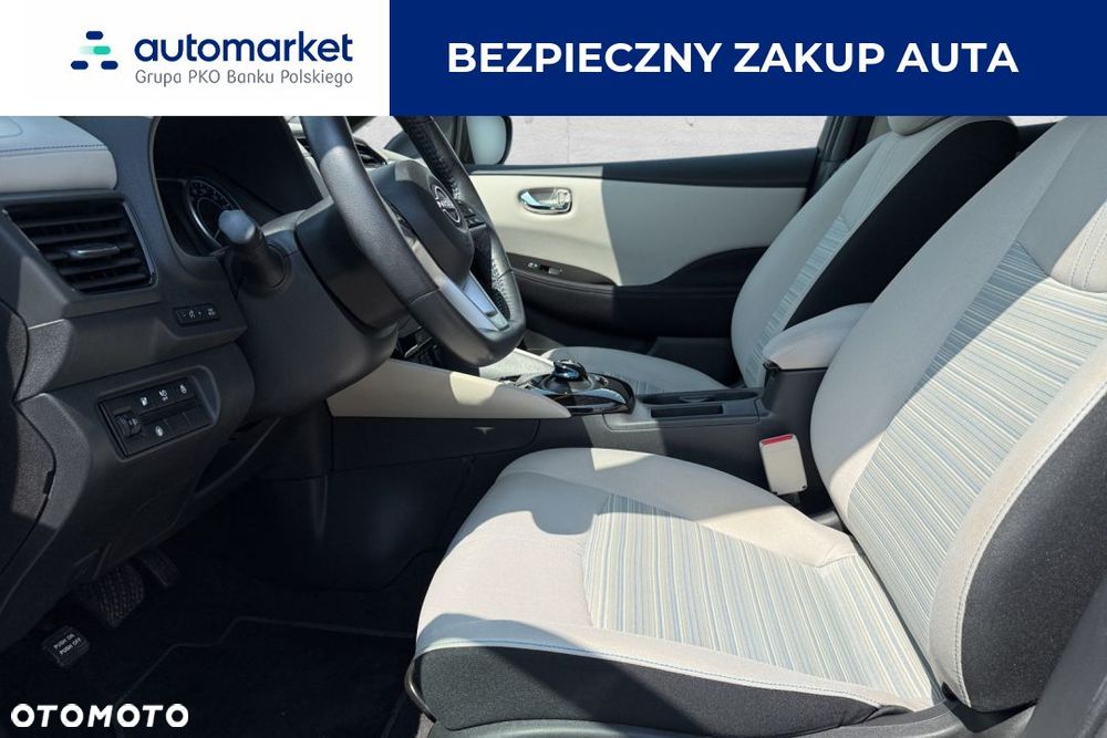 Nissan Leaf - 12