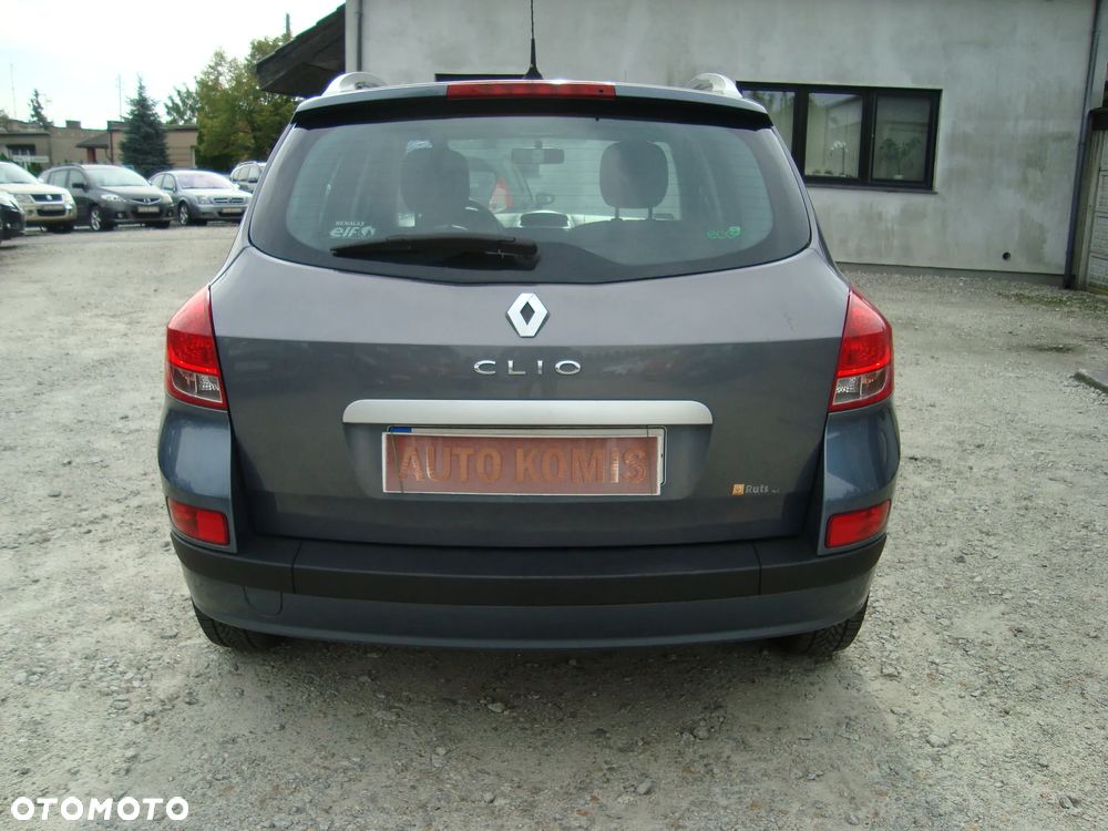 Renault Clio - 7