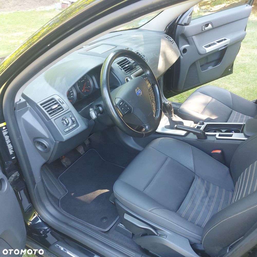 Volvo V50 2.0D Momentum - 8
