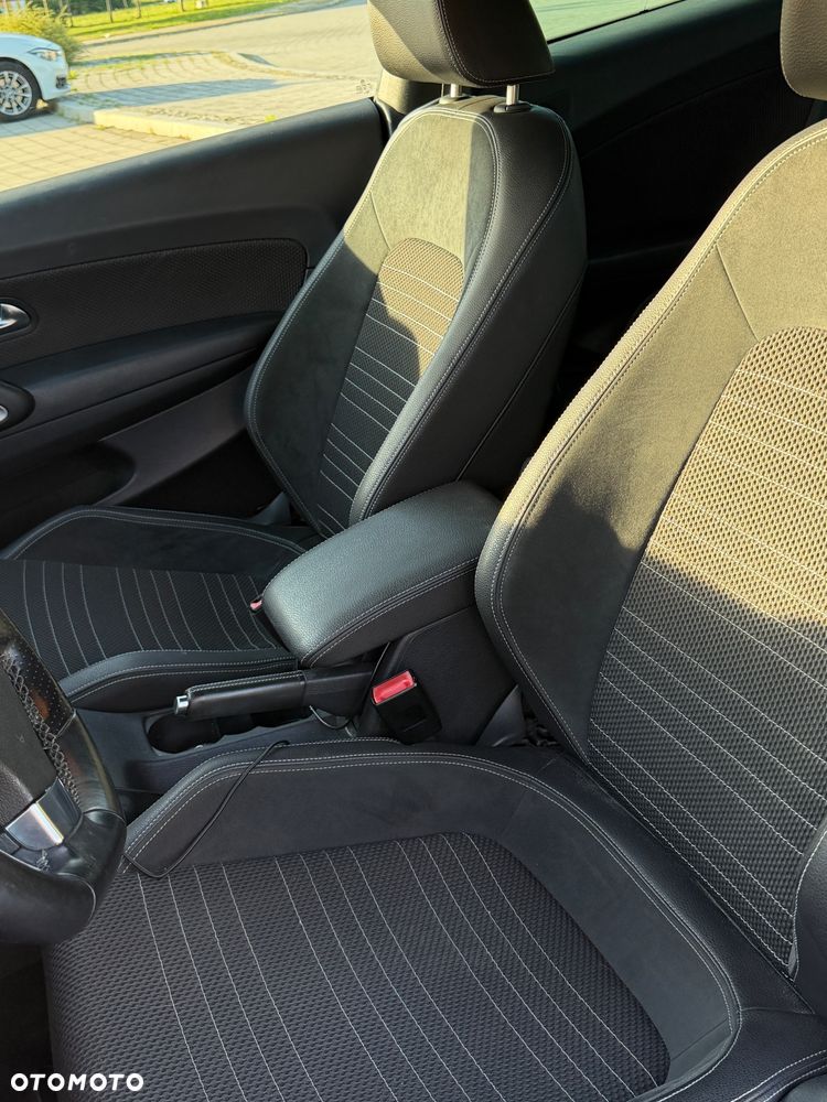Volkswagen Scirocco 2.0 TSI DSG - 13