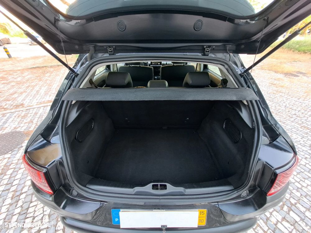 Citroën C4 Cactus BlueHDi 100 Stop&Start Live - 25