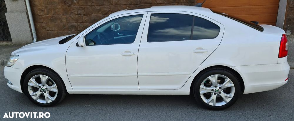 Skoda Octavia 1.8 TSI Elegance DSG - 3