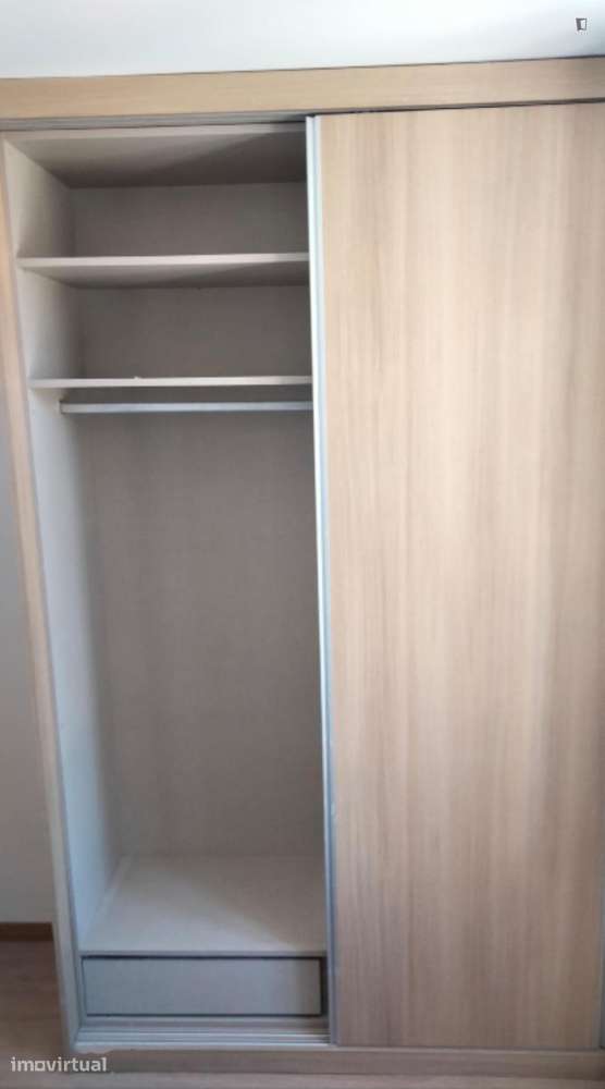 Apartamento com 1 quartos - localizado em Paranhos Porto - Grande imagem: 3/6