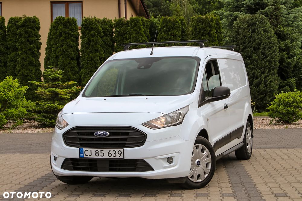 Ford Connect MAX - 11