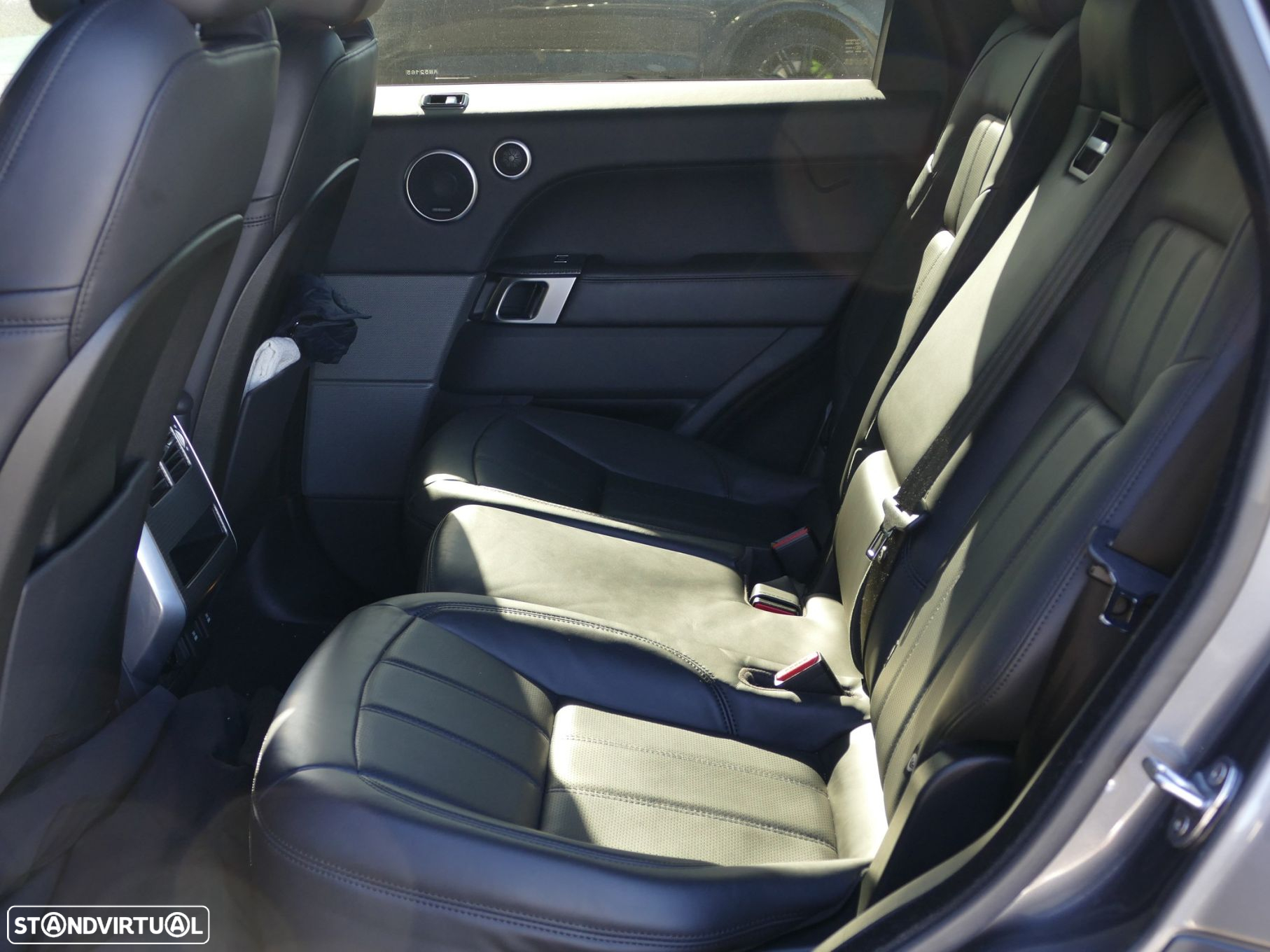 Land Rover Range Rover Sport 2.0 Si4 PHEV HSE Dynamic Stealth - 18