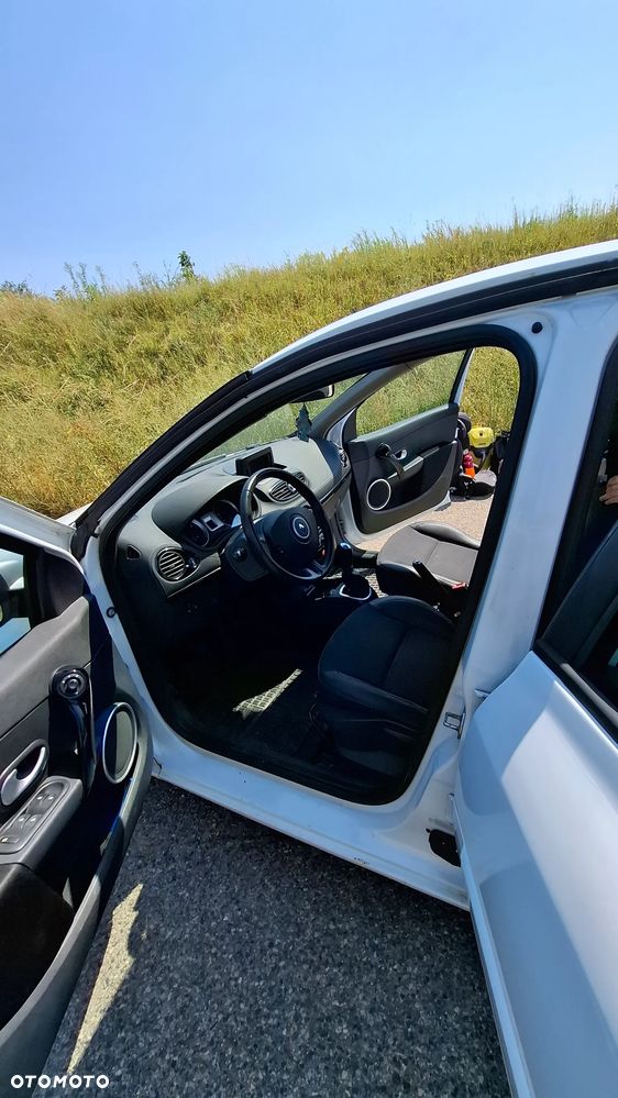 Renault Clio 1.5 dCi Expression - 16