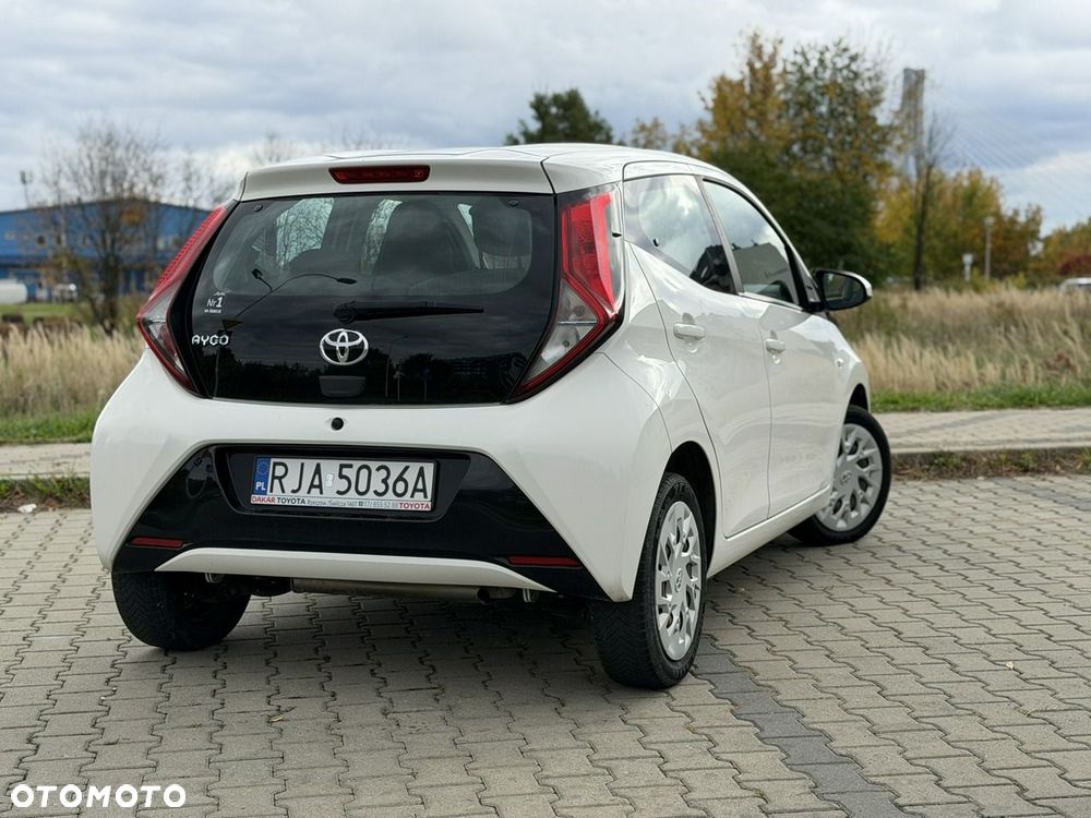 Toyota Aygo - 11