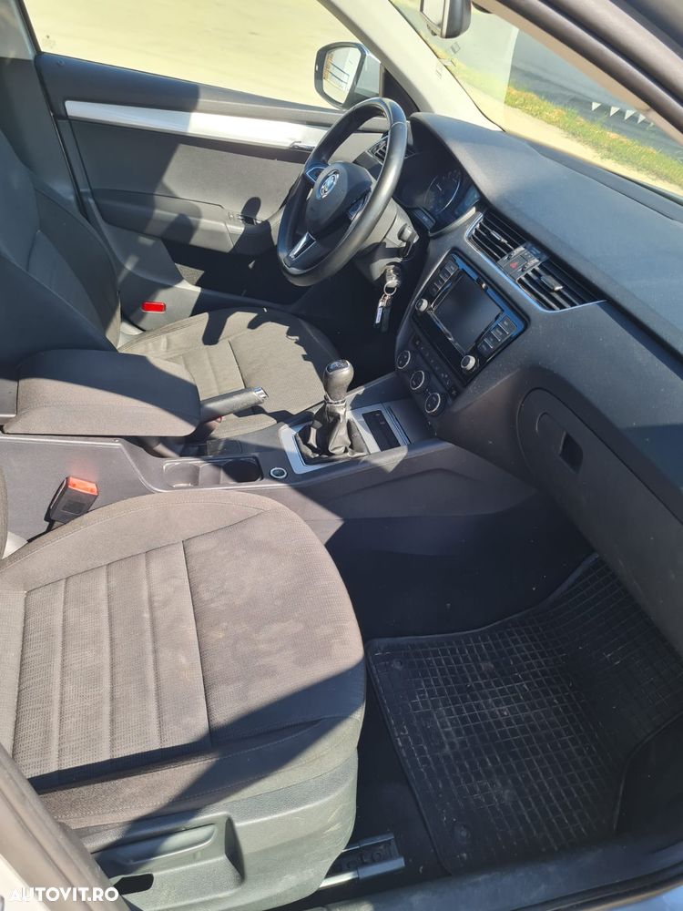 Skoda Octavia 1.6 TDI Ambition - 3