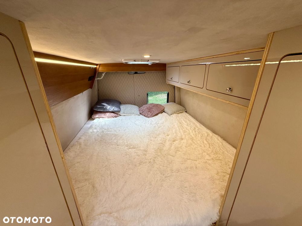 Mercedes-Benz SPRINTER - 26