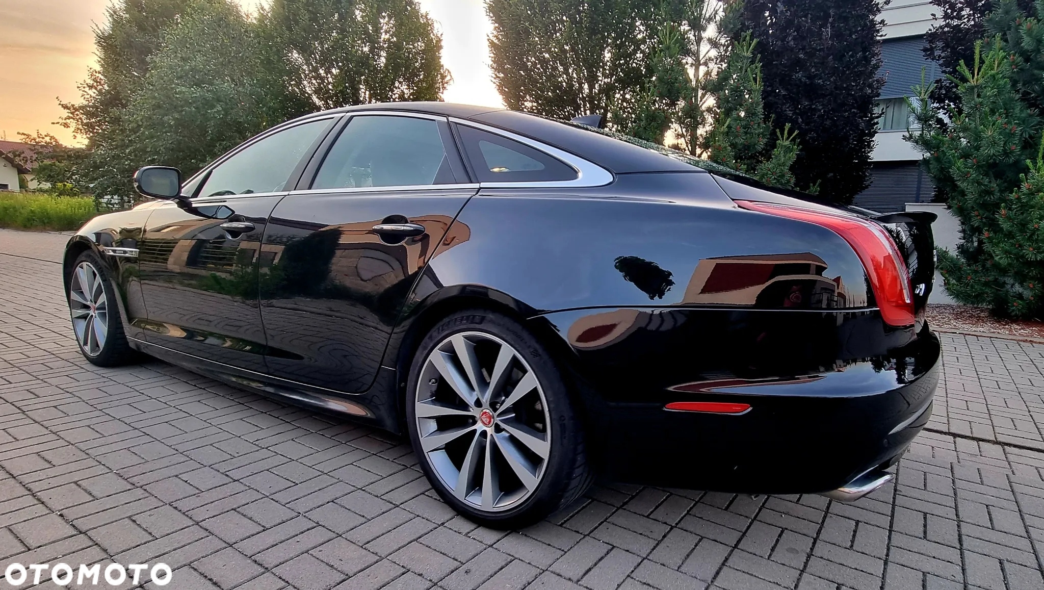Jaguar XJ 3.0 V6 Kompressor AWD R-Sport - 7