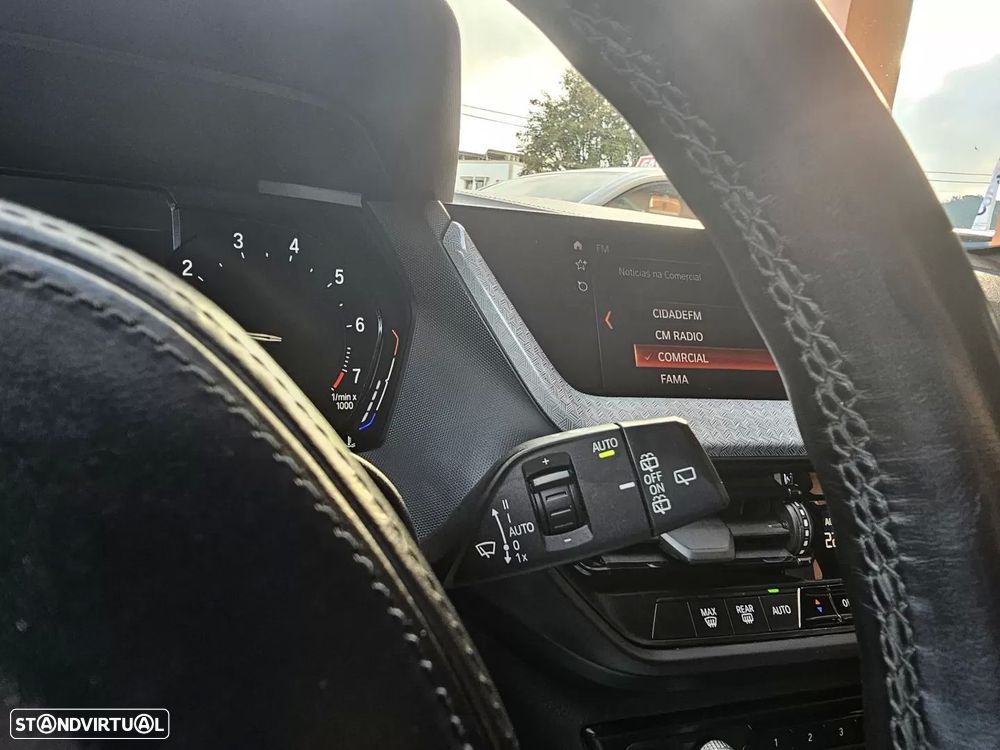 BMW 118 i Pack M Auto - 15