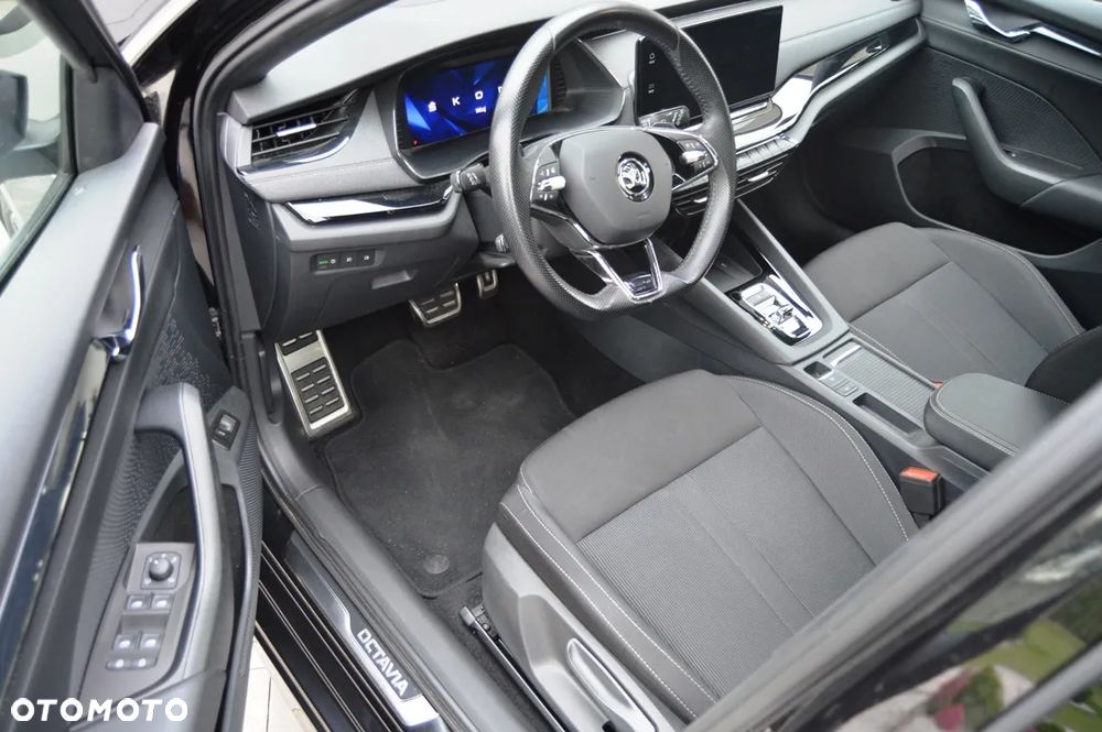 Skoda Octavia 1.5 TSI e-TEC DSG Sportline - 9