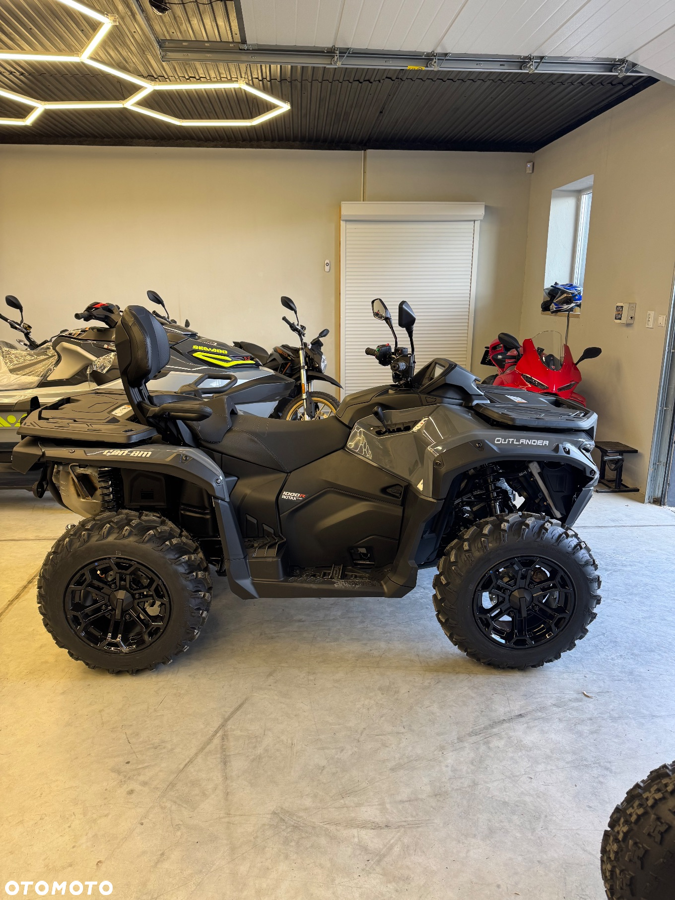 Can-Am Outlander Max - 5