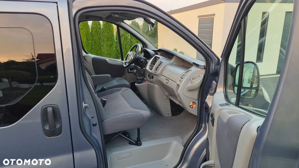 Opel Vivaro Tour Elegance L1H1 - 8