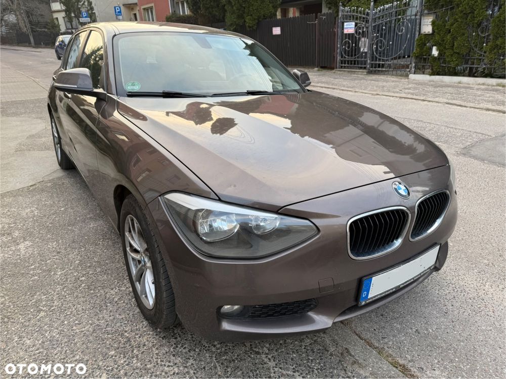 BMW Seria 1 116i - 8