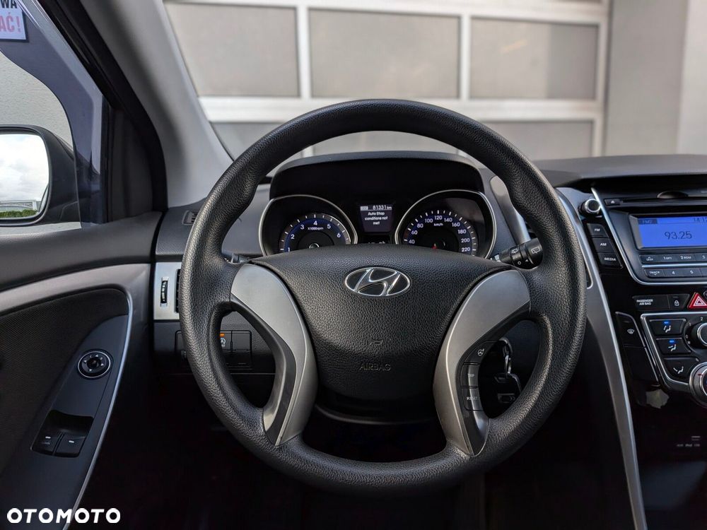 Hyundai i30 1.4 Classic + - 19