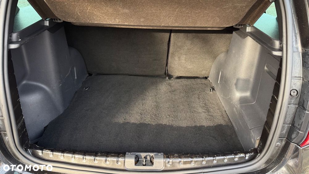 Dacia Duster 1.2 TCe Celebration - 14