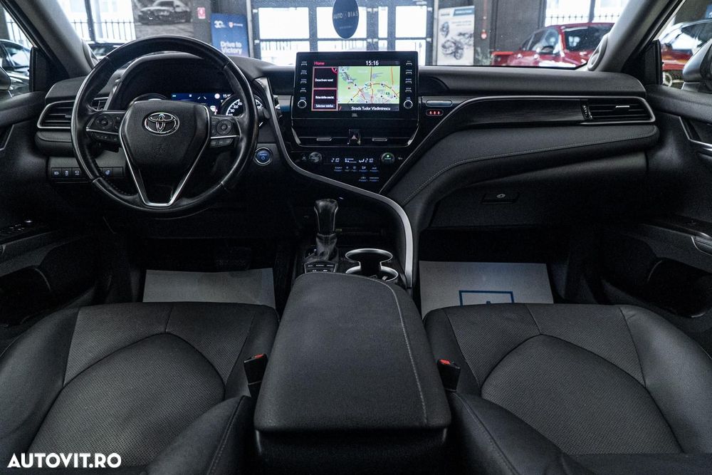 Toyota Camry 2.5 Exclusive - 39