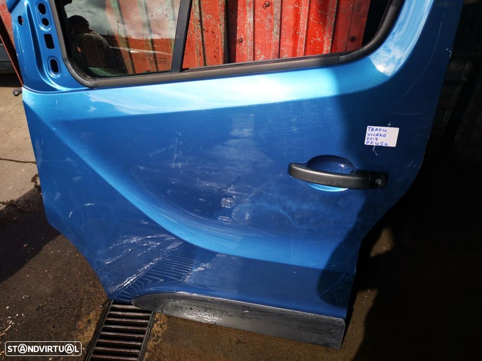 RENAULT TRAFIC / OPEL VIVARO PORTA FRENTE ESQUERDA - PF456 - 3