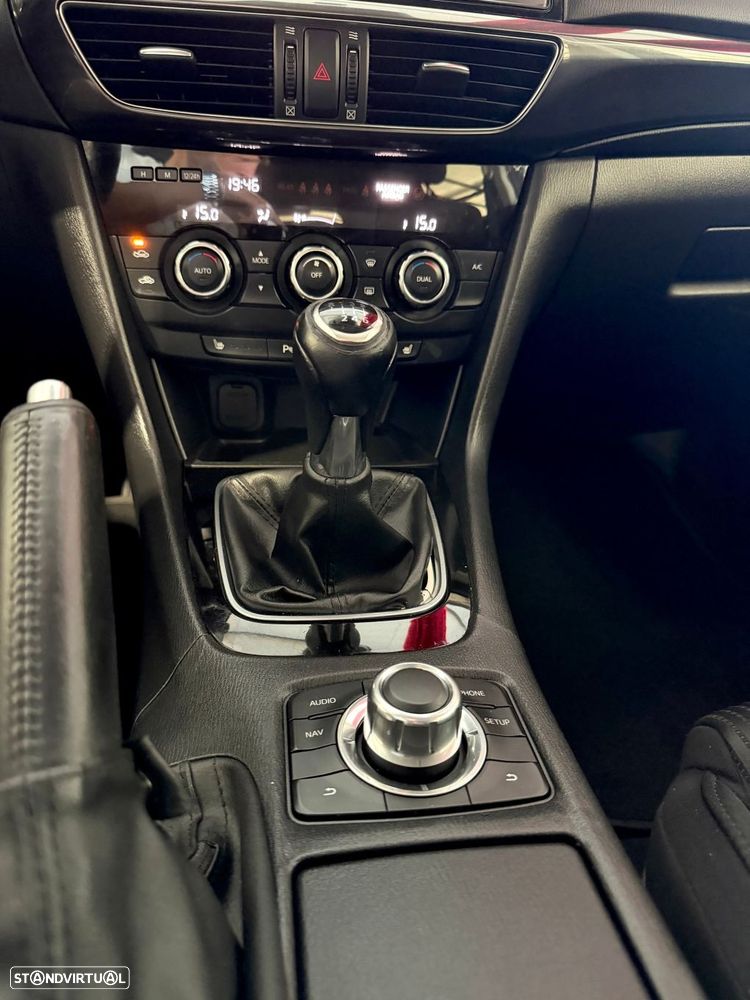Mazda 6 2.2 SKY-D Excellence Navi - 11