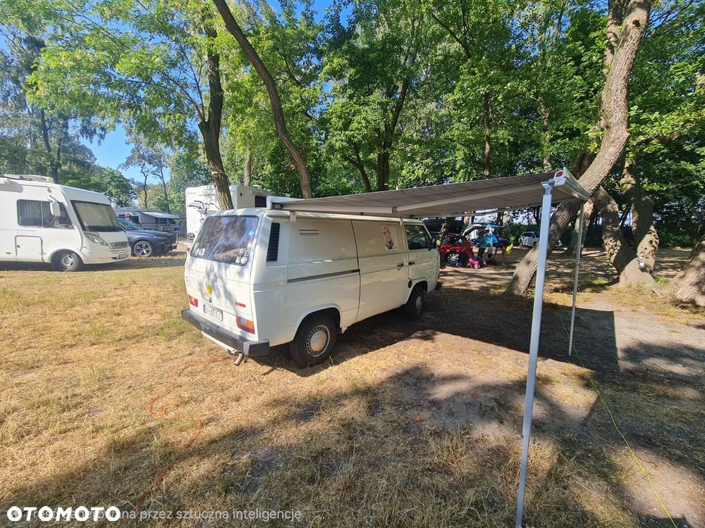 Volkswagen Transporter - 1