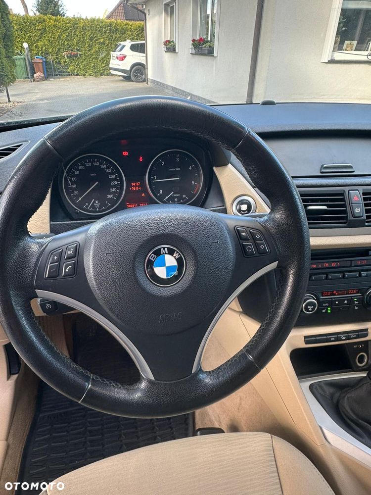 BMW X1 xDrive20d - 20