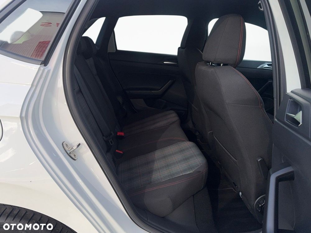 Volkswagen Polo - 14