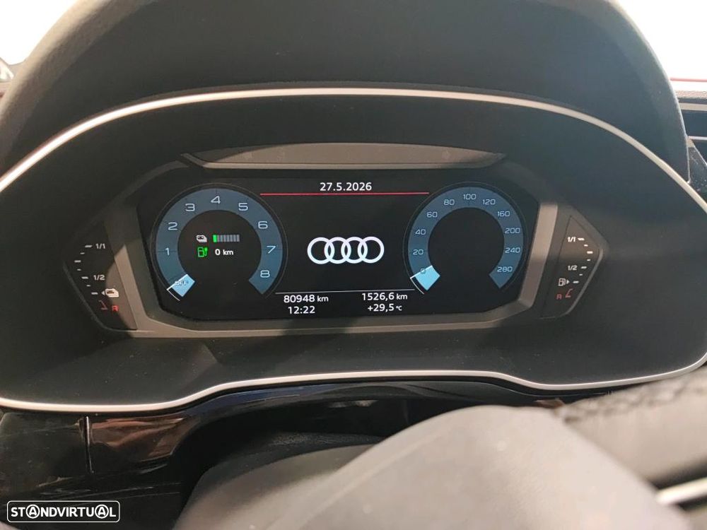 Audi Q3 45 TFSIe S tronic - 8