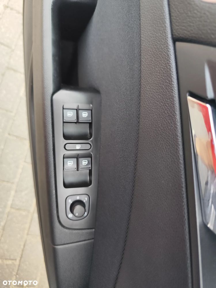 Skoda Superb 2.0 TDI Ambition - 22