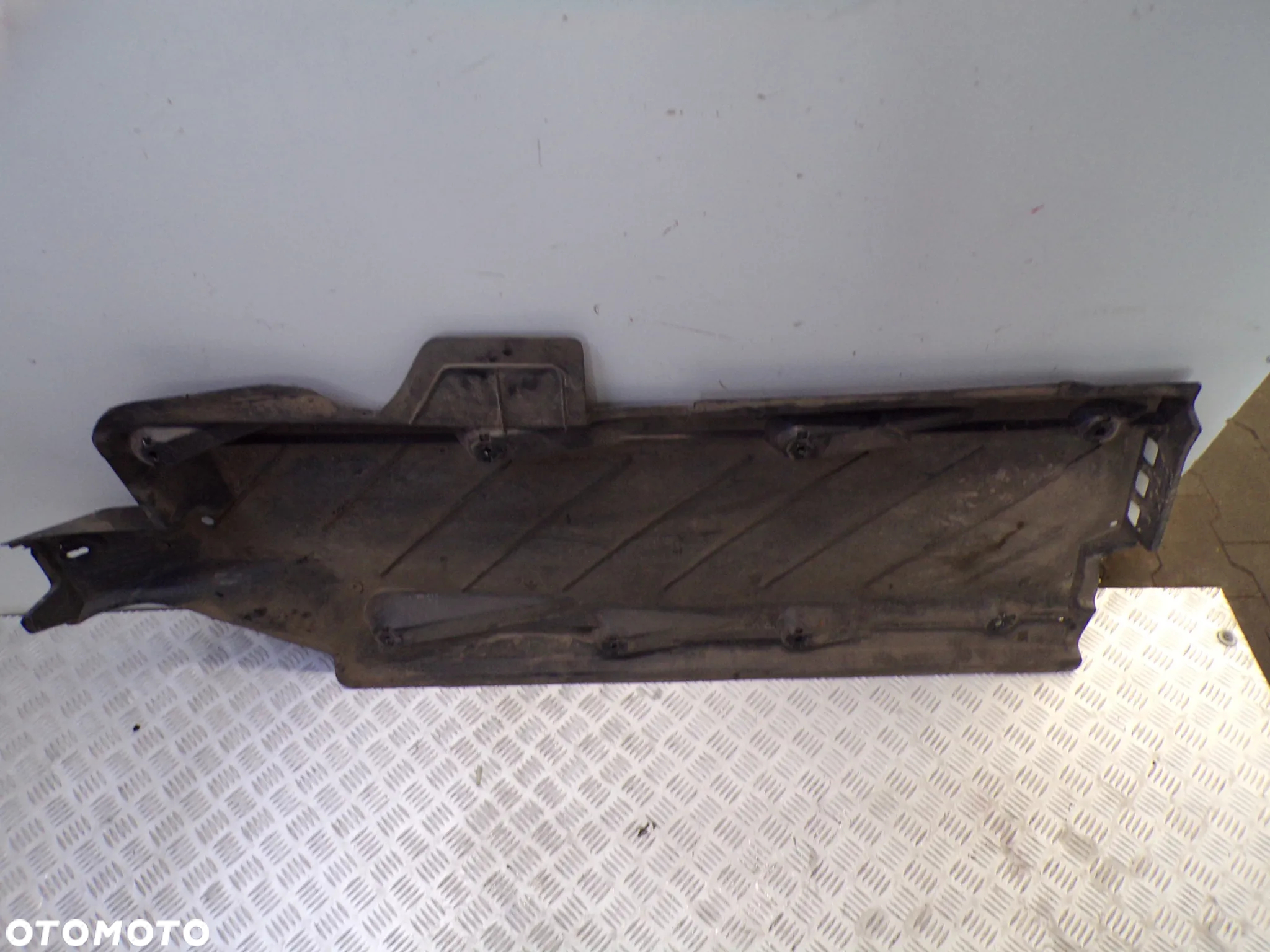 PŁYTA OSŁONA PODWOZIA SKODA FABIA III VOLKSWAGEN POLO 6R 6R0825201B - 2