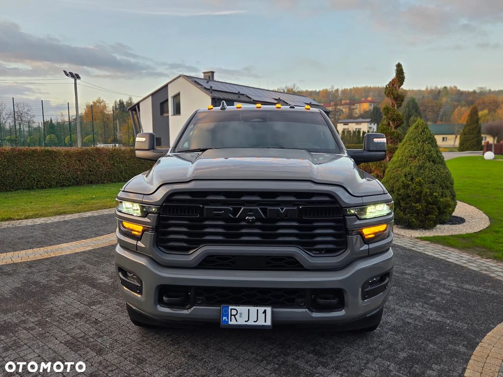 RAM 3500 - 23
